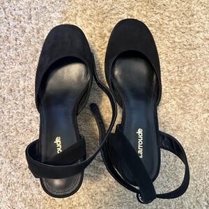 Larroude Ari pump size 6